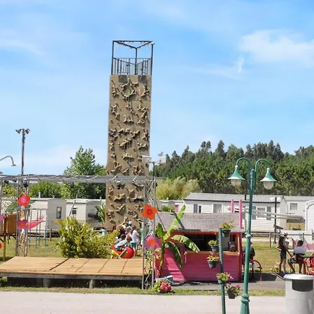 Comfortable Near With Shared Pool Nyaraló Pataias