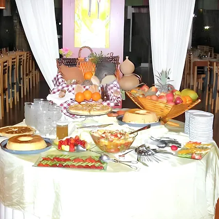 Nyaraló Comfortable Near With Shared Pool Pataias