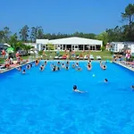 Tatil Evi Comfortable Near With Shared Pool Pataias