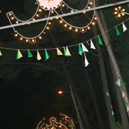 Comfortable Near With Shared Pool Hébergement de vacances