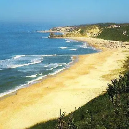Comfortable Near With Shared Pool Holiday home *
